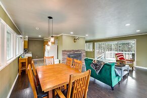 Pet-friendly Montana Abode w/ Balcony & Fireplace!