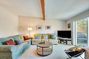 Spacious Bartlett Condo w/ Balconies & Pool!