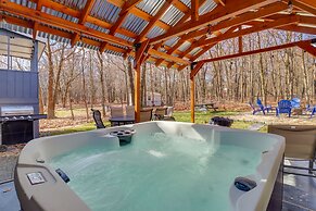 Stellar Long Pond Home With Hot Tub and Fire Pit!