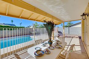 Pool, Patio & Fireplace: Glendale Oasis!