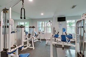 Gulf Coast 'cozy Condo' w/ Pool: Walk to Beach!