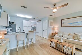 Gulf Coast 'cozy Condo' w/ Pool: Walk to Beach!