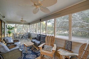 Outer Banks Retreat - Walk to Beach!