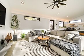 Modern Mountain-view Sanctuary in Pisgah Forest