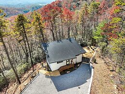 Modern Mountain-view Sanctuary in Pisgah Forest
