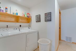 Spacious Murphy Retreat w/ Decks & Game Room!