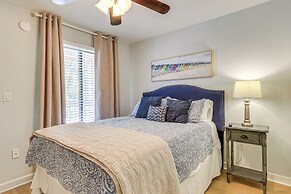 Walk to Beach: Hilton Head Condo w/ Screened Porch