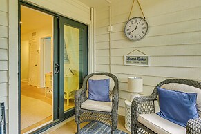 Walk to Beach: Hilton Head Condo w/ Screened Porch
