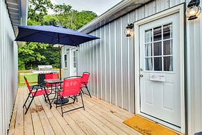 Norfork Studio Escape: Walk to White River!