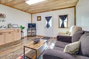 Norfork Studio Escape: Walk to White River!