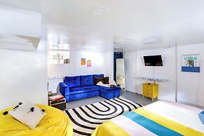 Gordon Square Studio ~ 4 Mi to Downtown Cleveland!