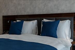 Hotel Monarch