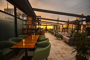 Hotel Monarch