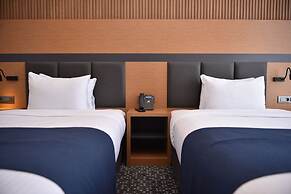 Hotel Monarch