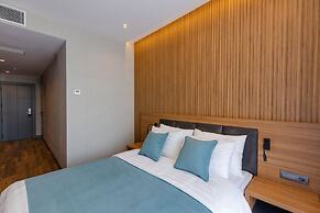 Hotel Monarch
