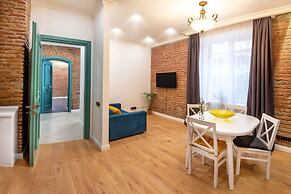 H&B apartments Beridze