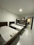 Aparta Hotel El Cacique Upar