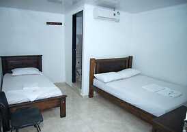 Aparta Hotel El Cacique Upar