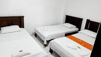 Aparta Hotel El Cacique Upar