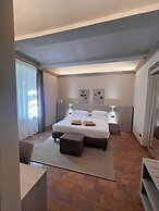 Hotel Boutique Antiche Mura