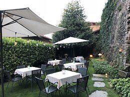 Hotel Boutique Antiche Mura