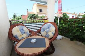 Rooms and Apartment Pina