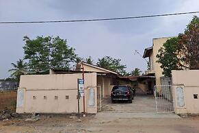 OYO 93320 Venus Homestay Syariah Near Universitas Megou Pak Tulang Baw