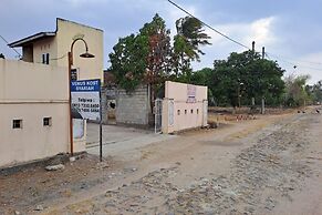 OYO 93320 Venus Homestay Syariah Near Universitas Megou Pak Tulang Baw