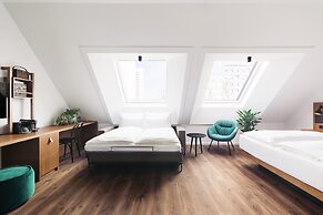 Hotel Schani UNO City
