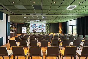 Hotel Schani UNO City