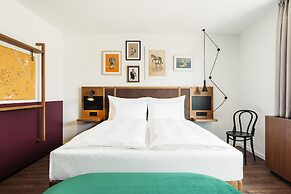 Hotel Schani UNO City