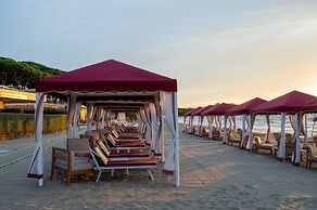 Cala Beach Resort