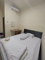 OYO 93332 Kharis Home Stay