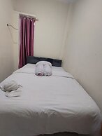 OYO 93332 Kharis Home Stay