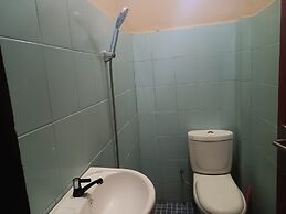 OYO 93332 Kharis Home Stay