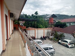 OYO 93332 Kharis Home Stay