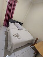 OYO 93332 Kharis Home Stay