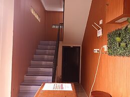 OYO 93333 Rama Home Stay