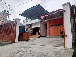 OYO 93333 Rama Home Stay