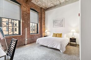 Historic Loft Retreat With Pool