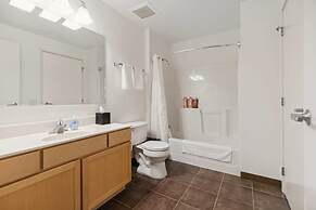 Historic Loft Retreat With Pool