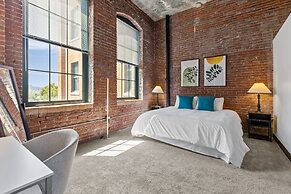 Historic Loft Retreat With Pool