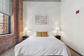 Historic Loft Retreat With Pool