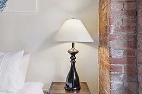 Historic Loft Retreat With Pool