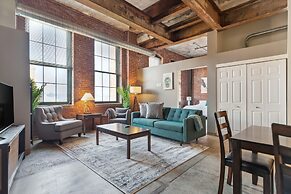 Historic Loft Retreat With Pool