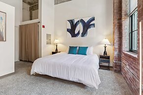 Historic Loft Retreat With Pool