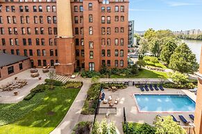 Historic Loft Retreat With Pool