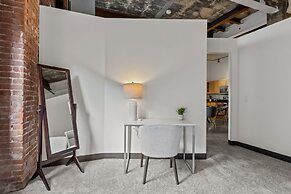 Historic Loft Retreat With Pool