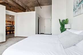 Historic Loft Retreat With Pool