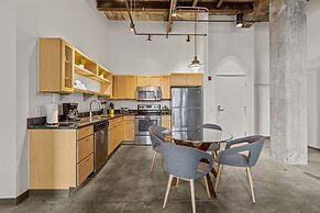 Historic Loft Retreat With Pool